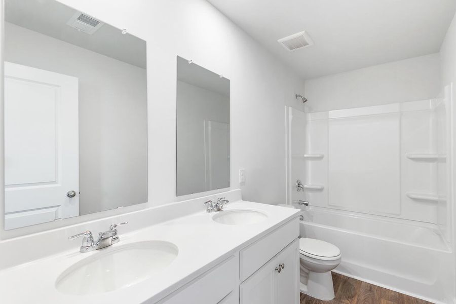 Furnished interior view inside a new home in Carolina Groves, Moncks Corner (Image 4). Furnished interior view inside a new home in Carolina Groves, Moncks Corner (Image 4).