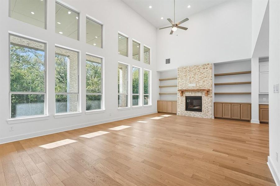 Spacious, unfurnished interior of a new home in Sonoma Verde: 70ft. lots, McLendon-Chisholm (Image 14). Spacious, unfurnished interior of a new home in Sonoma Verde: 70ft. lots, McLendon-Chisholm (Image 14).