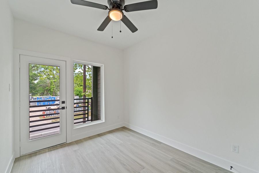 Secondary rooms Secondary rooms