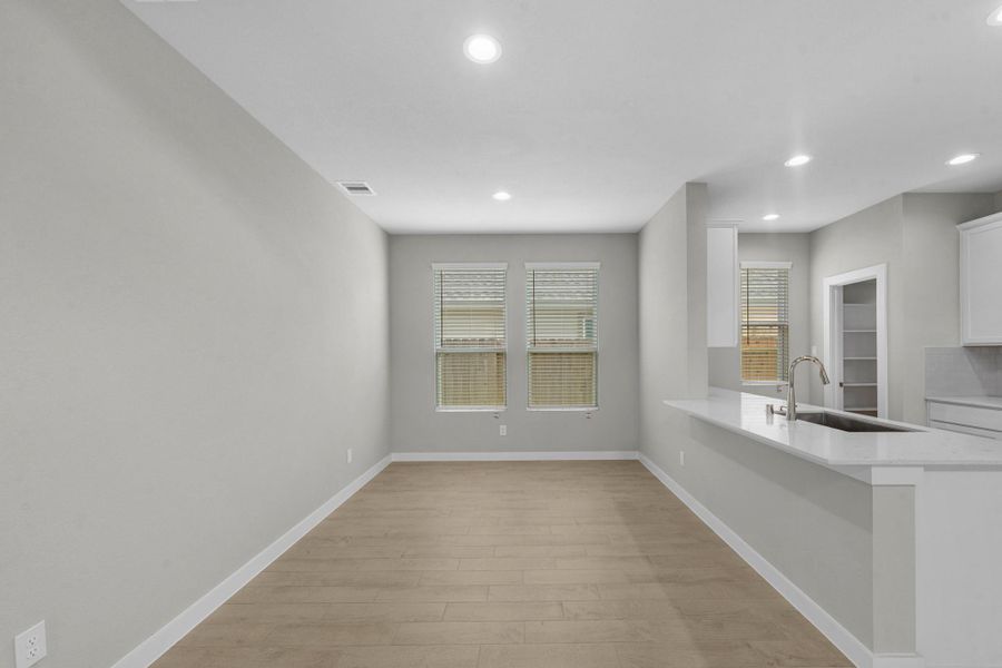 Spacious, unfurnished interior of a new home in Grand Oaks Village, Houston (Image 24). Spacious, unfurnished interior of a new home in Grand Oaks Village, Houston (Image 24).