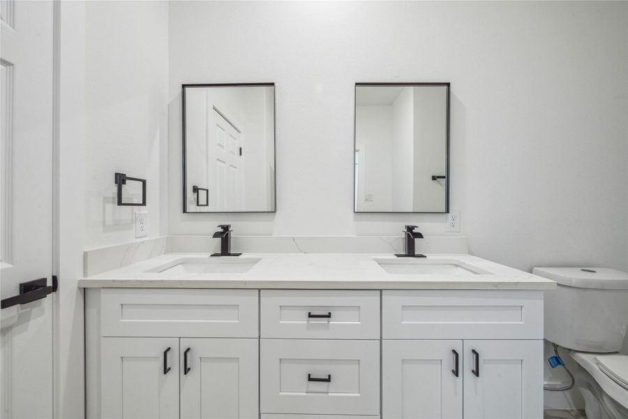 Image 21 of a home in .