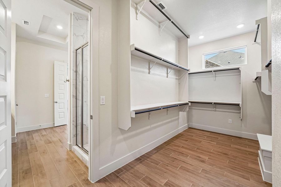 MOVE IN READY