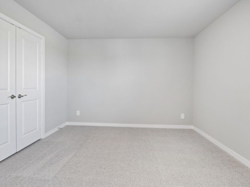 Spacious, unfurnished interior of a new home in Cibolo Hills West - Spring Series, Fort Worth (Image 18).