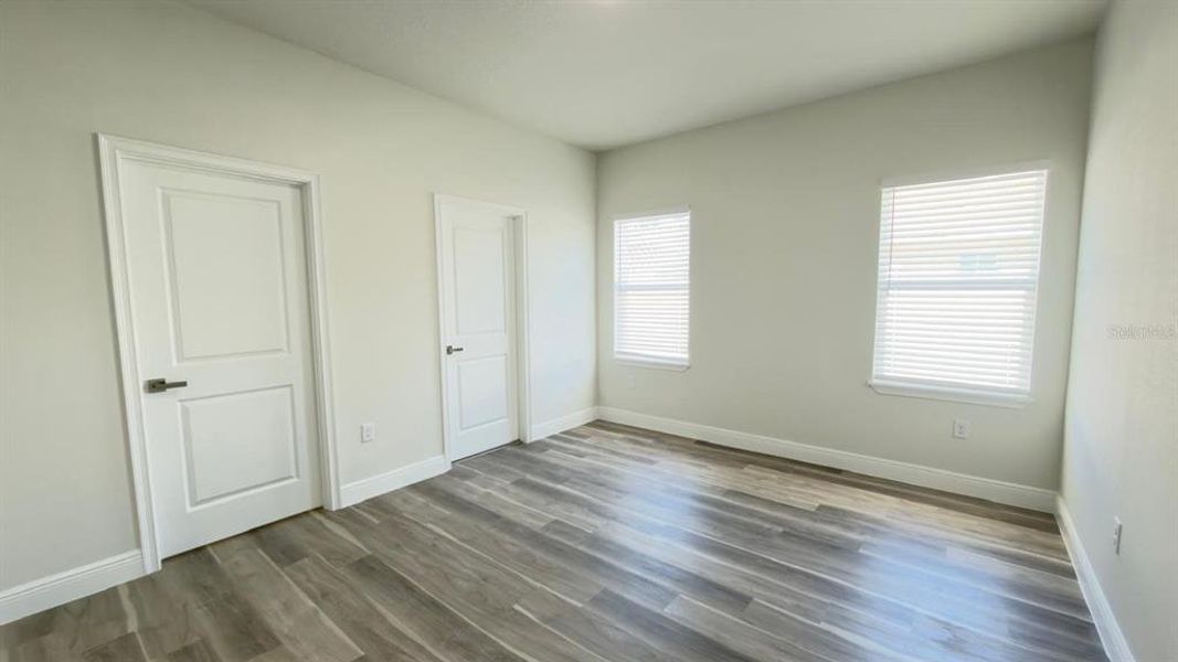Spacious, unfurnished interior of a new home in , Ocala (Image 41).