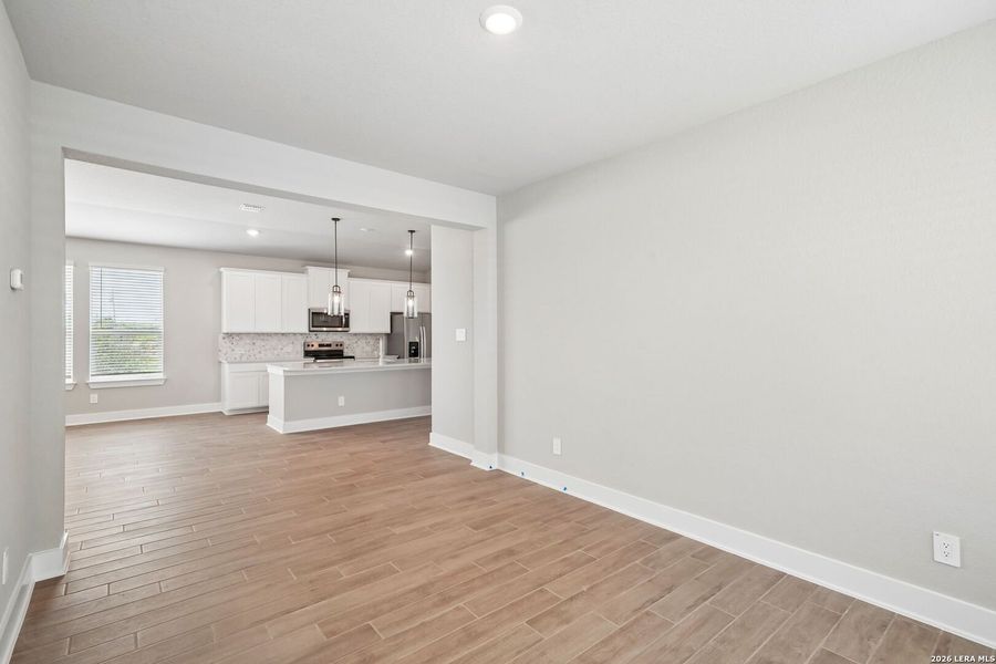 Spacious, unfurnished interior of a new home in Stetson Ridge, Marion (Image 27).