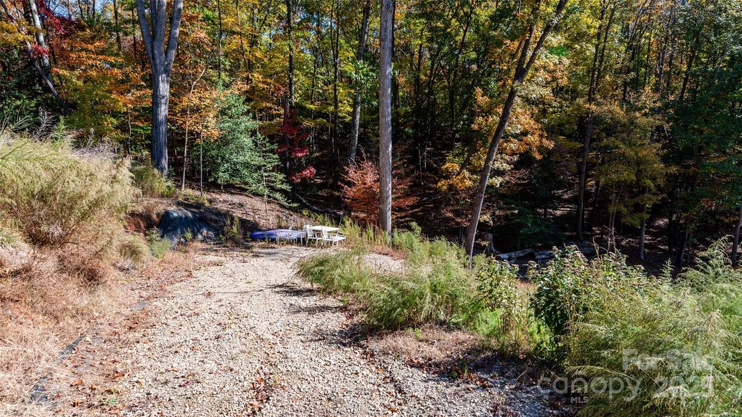 Natural landscape and outdoor views near in Statesville (Image 29). Natural landscape and outdoor views near in Statesville (Image 29).