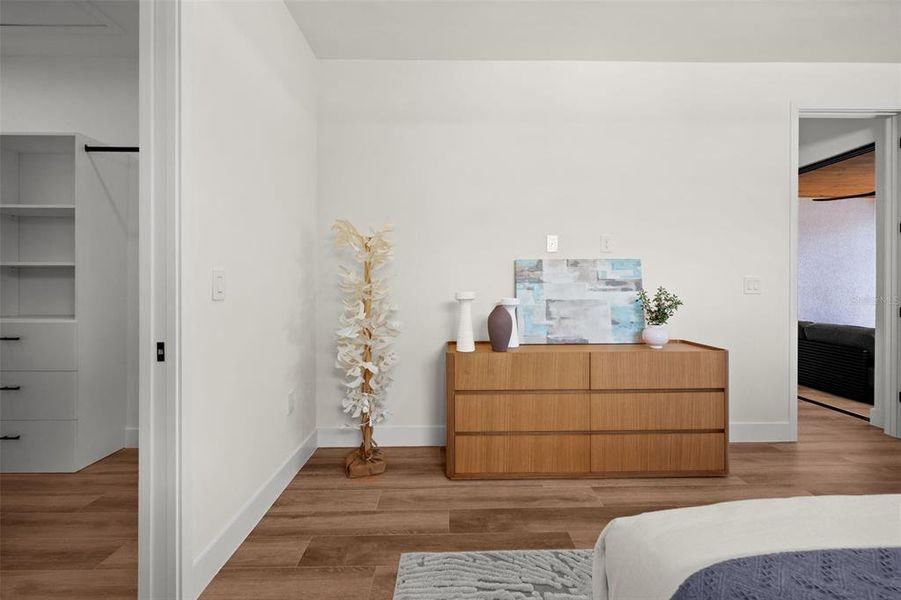 Furnished interior view inside a new home in , Port Charlotte (Image 51).