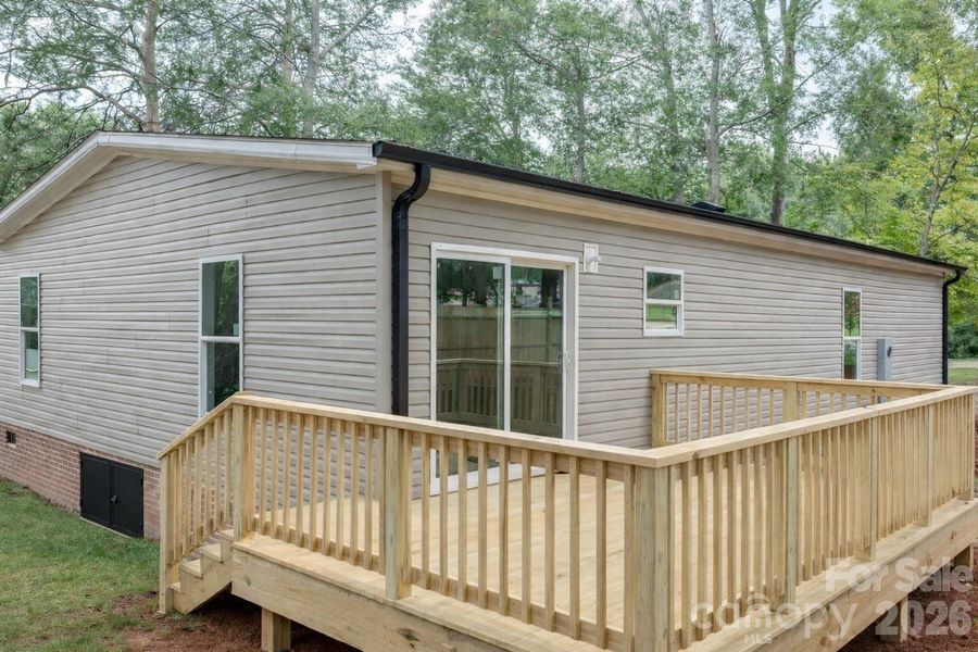 Exterior details and patio area of a home in , Lincolnton (Image 25).