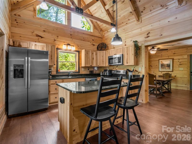 Community amenities in , Lake Lure (Image 26).