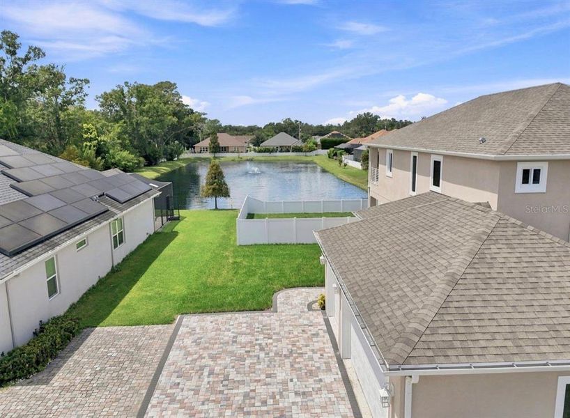 Exterior details and patio area of a home in , Tampa (Image 46).