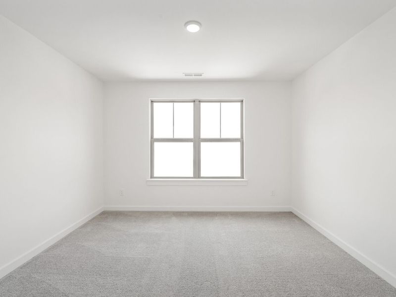 Spacious, unfurnished interior of a new home in Woods Crossing, Gallatin (Image 67).