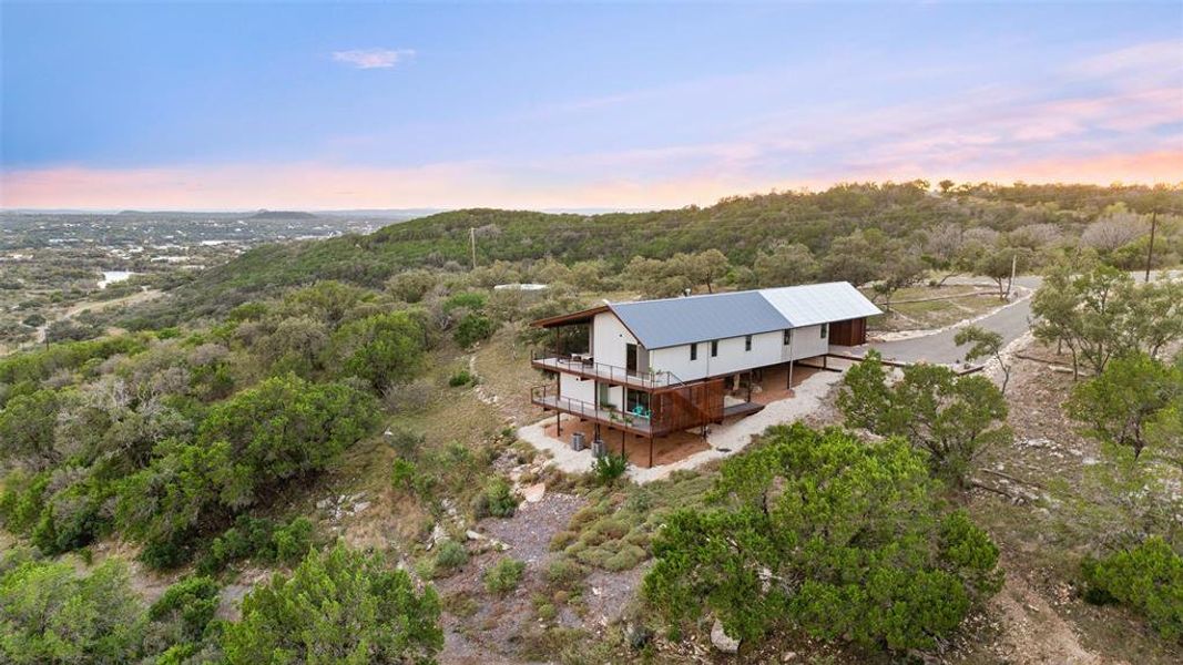 Image 28 of a home in .