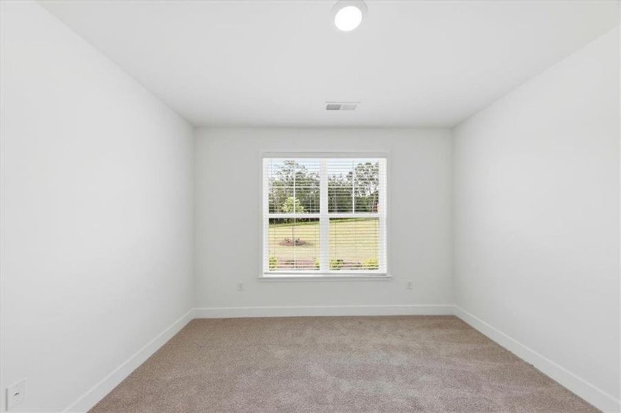 Spacious, unfurnished interior of a new home in Tuscany Hills, Douglasville (Image 32). Spacious, unfurnished interior of a new home in Tuscany Hills, Douglasville (Image 32).
