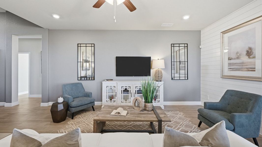 Furnished interior view inside a new home in Bluestem, Rhome (Image 24).