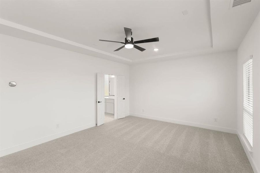 520 Elias-Primary Suite-1