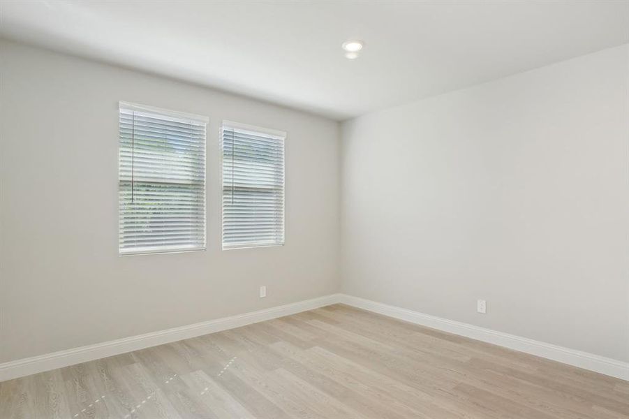 Photo is not of the actual home, but is an inspirational photo of builder’s model home and may depict options, furnishings, and/or decorator features that are not included. Photo is not of the actual home, but is an inspirational photo of builder’s model home and may depict options, furnishings, and/or decorator features that are not included.