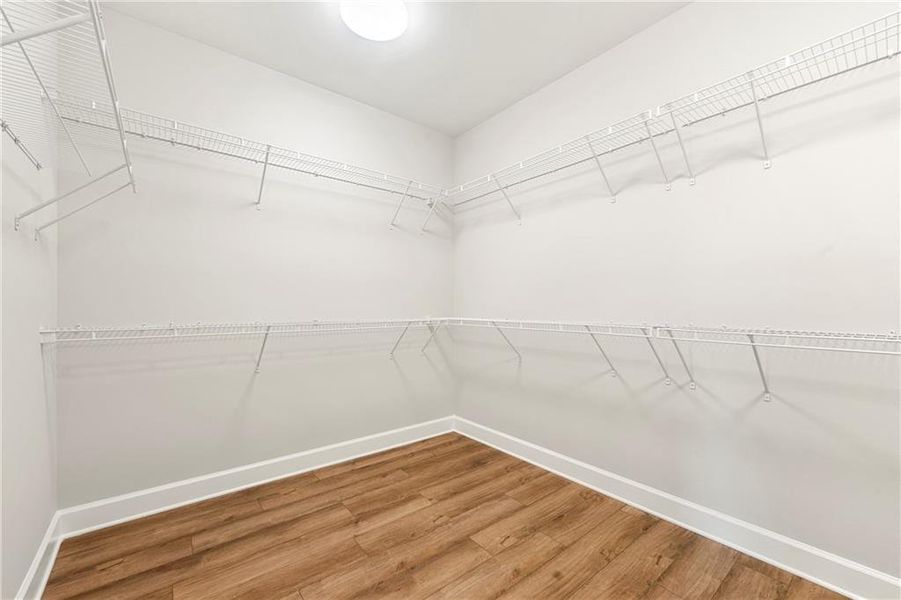 Spacious, unfurnished interior of a new home in Cresswind Georgia at Twin Lakes, Hoschton (Image 22).