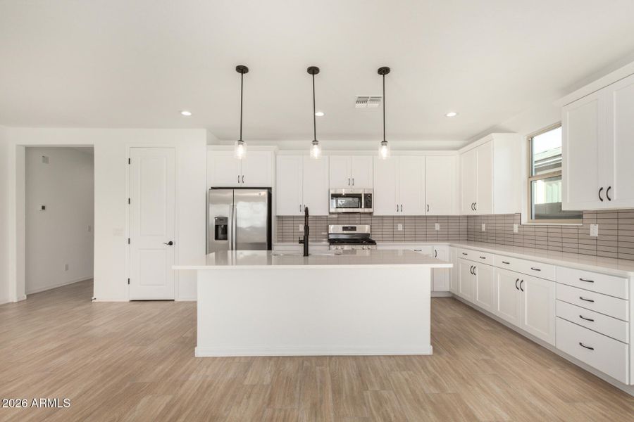 11 Manzanita 11 Manzanita