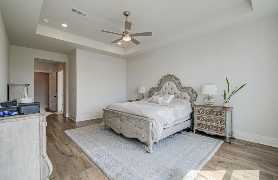 Furnished interior view inside a new home in , Manvel (Image 24).