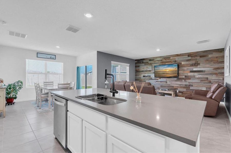 Furnished interior view inside a new home in , Wesley Chapel (Image 13).