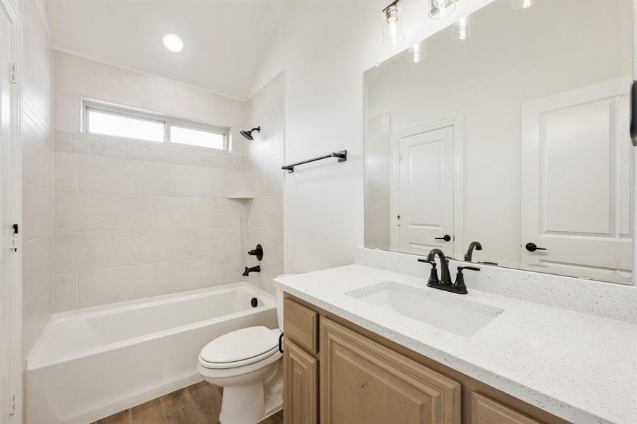 Furnished interior view inside a new home in Rockwood 90, Mansfield (Image 5). Furnished interior view inside a new home in Rockwood 90, Mansfield (Image 5).