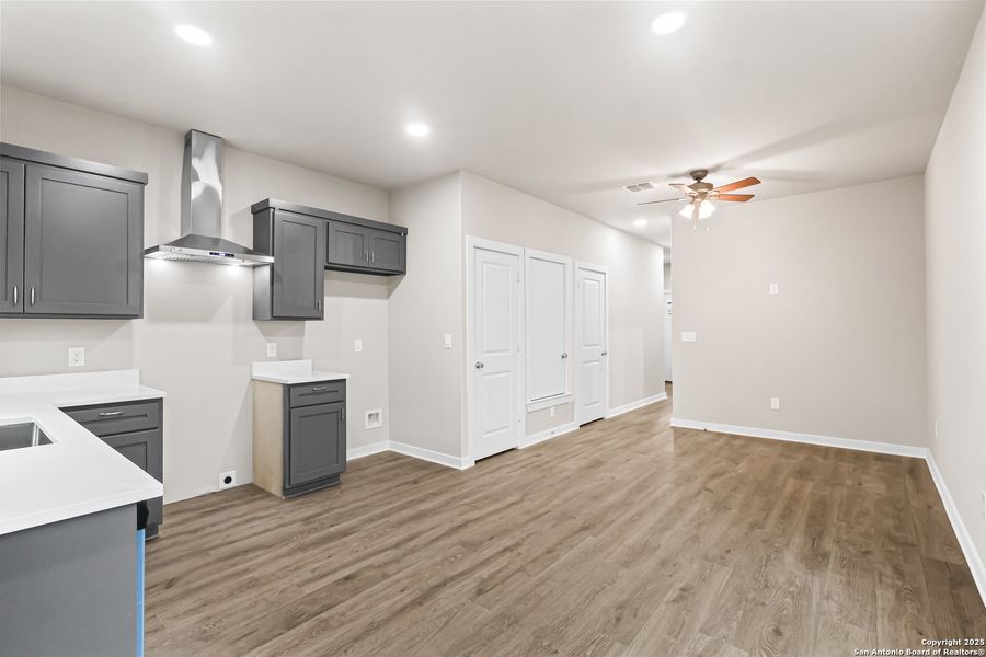Spacious, unfurnished interior of a new home in , San Antonio (Image 24).