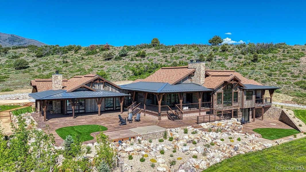 Tucked into 100 acres of unspoiled high-country terrain Tucked into 100 acres of unspoiled high-country terrain