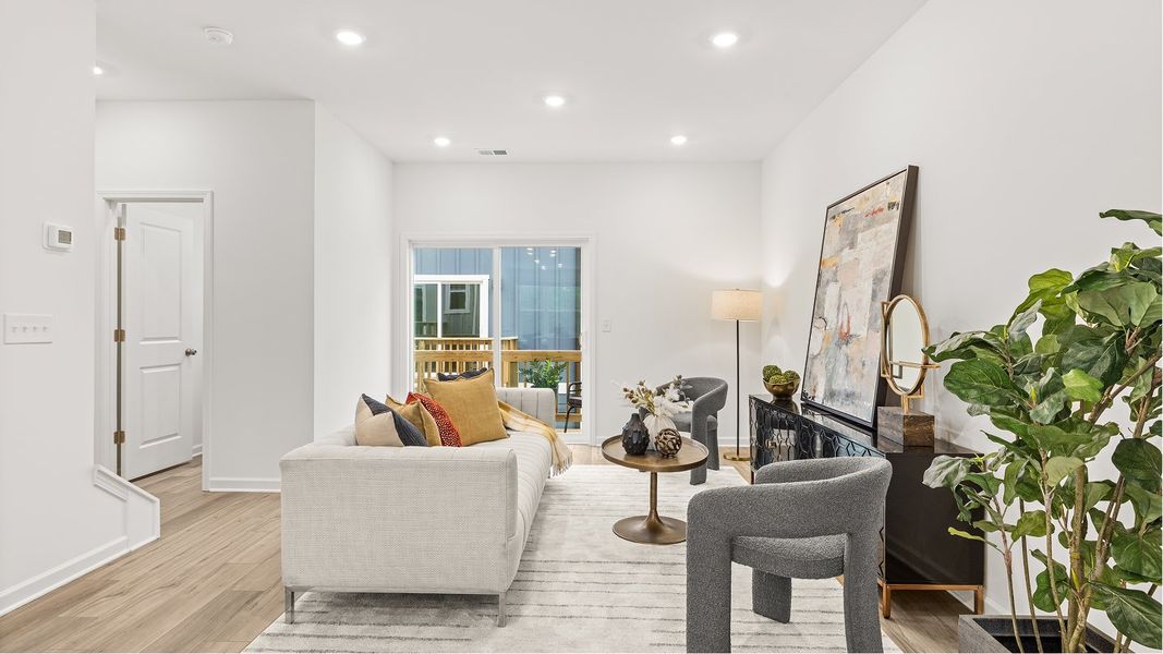 2729 Asbury Living 2of3 F2 051425