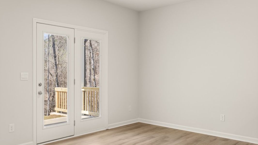 Spacious, unfurnished interior of a new home in South Wind, Union City (Image 17).