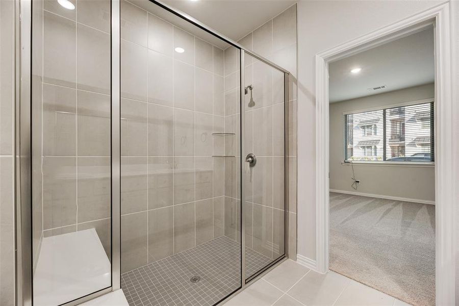Furnished interior view inside a new home in Wade Settlement Townhomes, Frisco (Image 8).