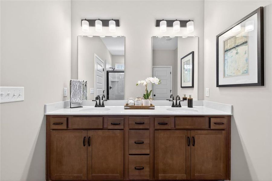 Furnished interior view inside a new home in Laurel Creek, Calhoun (Image 25).