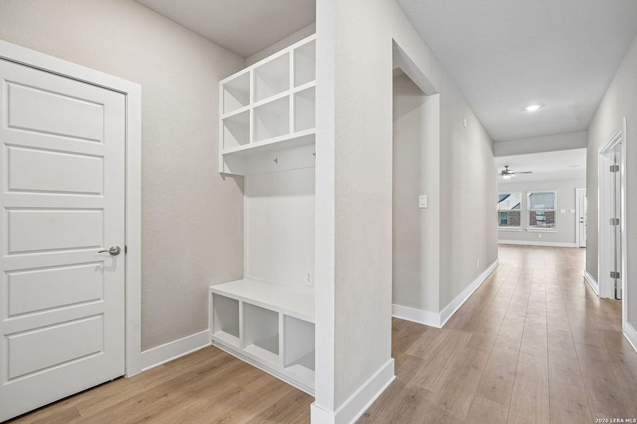 Spacious, unfurnished interior of a new home in Arcadia Ridge - Classic Series, San Antonio (Image 45).