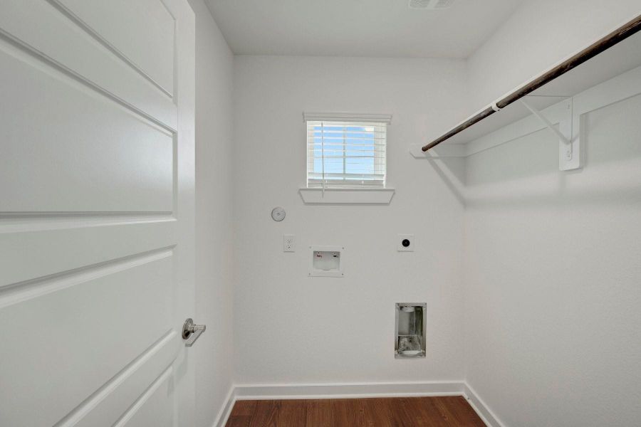Spacious, unfurnished interior of a new home in Summerview, Fulshear (Image 19). Spacious, unfurnished interior of a new home in Summerview, Fulshear (Image 19).