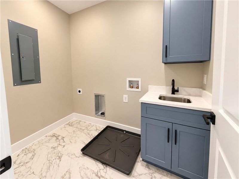 Furnished interior view inside a new home in , Macon (Image 5).