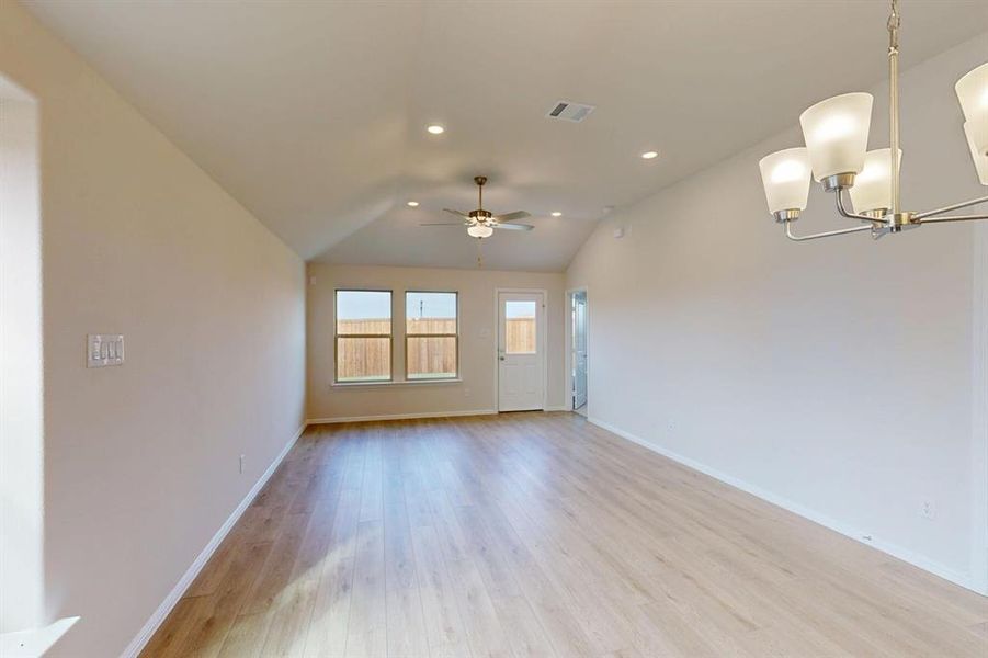 Spacious, unfurnished interior of a new home in Mobberly Farms, Pilot Point (Image 15). Spacious, unfurnished interior of a new home in Mobberly Farms, Pilot Point (Image 15).