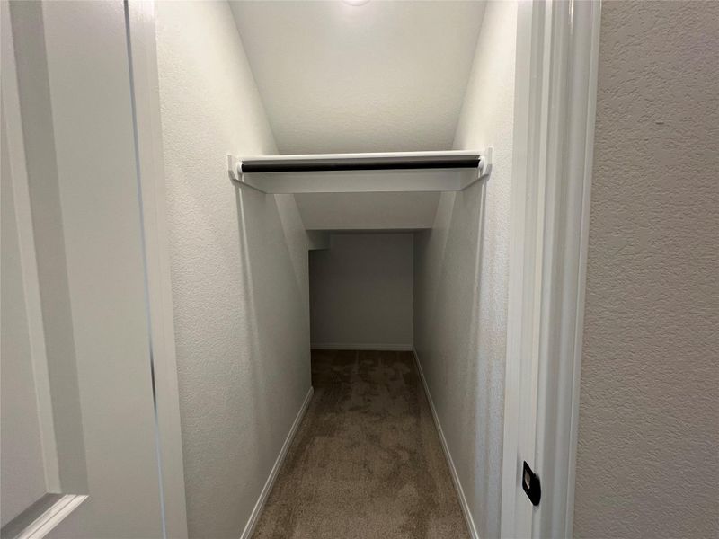 Image 36 of a home in Rolling Glen. Image 36 of a home in Rolling Glen.