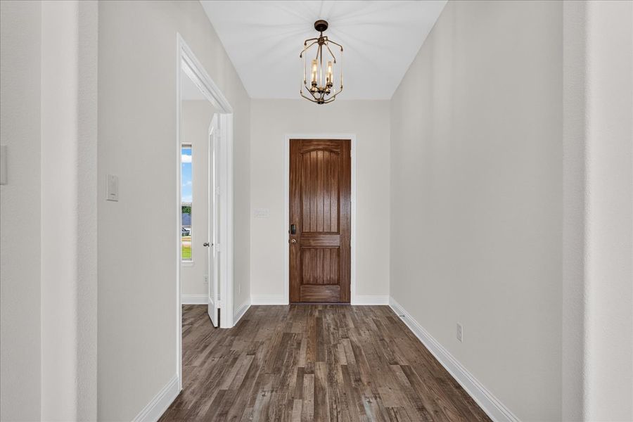 Spacious, unfurnished interior of a new home in Taylor Ranch, Springtown (Image 27).