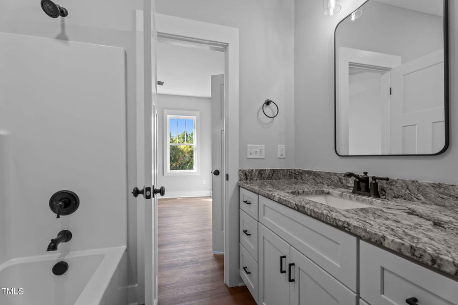 54-web-or-mls-DSC08768 54-web-or-mls-DSC08768