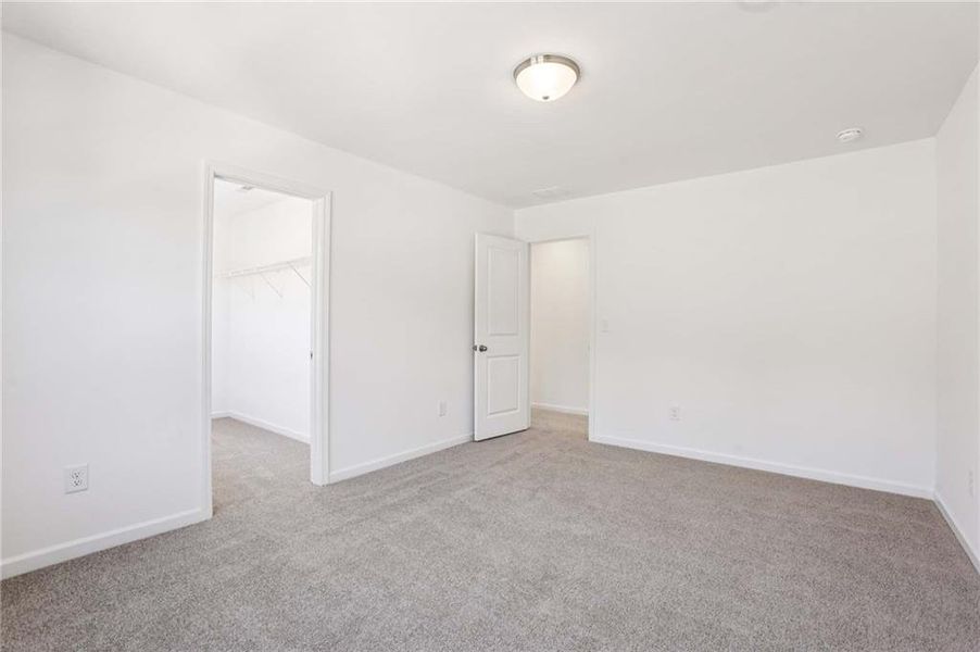 Spacious, unfurnished interior of a new home in Arbors at Richland Creek, Buford (Image 41).