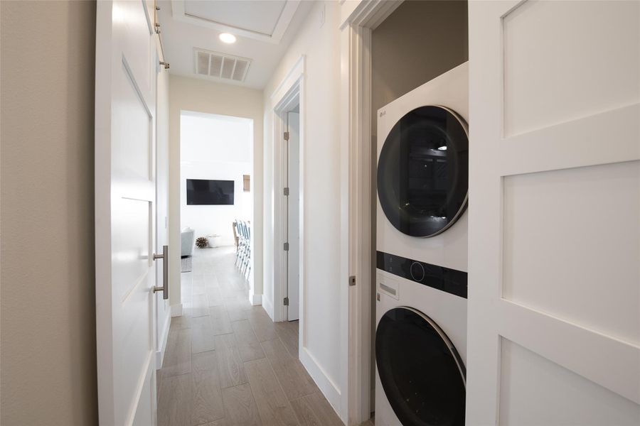 Furnished interior view inside a new home in , Port Aransas (Image 19).