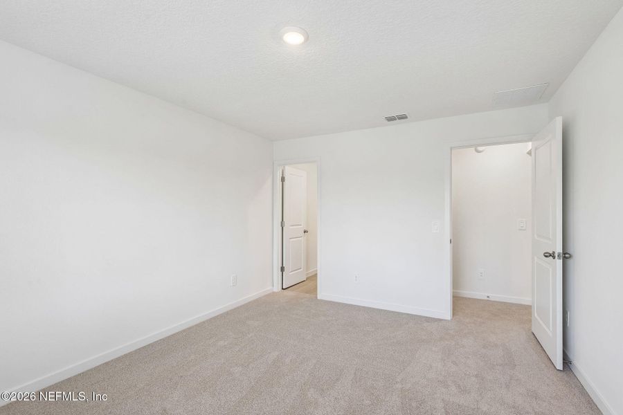Spacious, unfurnished interior of a new home in , Middleburg (Image 15). Spacious, unfurnished interior of a new home in , Middleburg (Image 15).