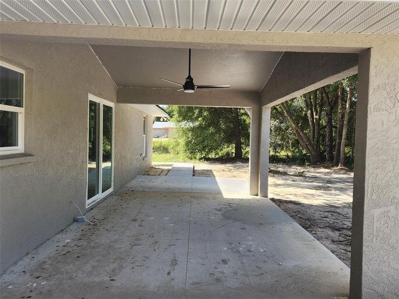 Spacious, unfurnished interior of a new home in , Dunnellon (Image 28).