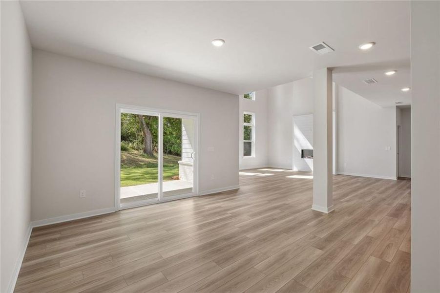 Spacious, unfurnished interior of a new home in Brookshire Manor, Canton (Image 26).