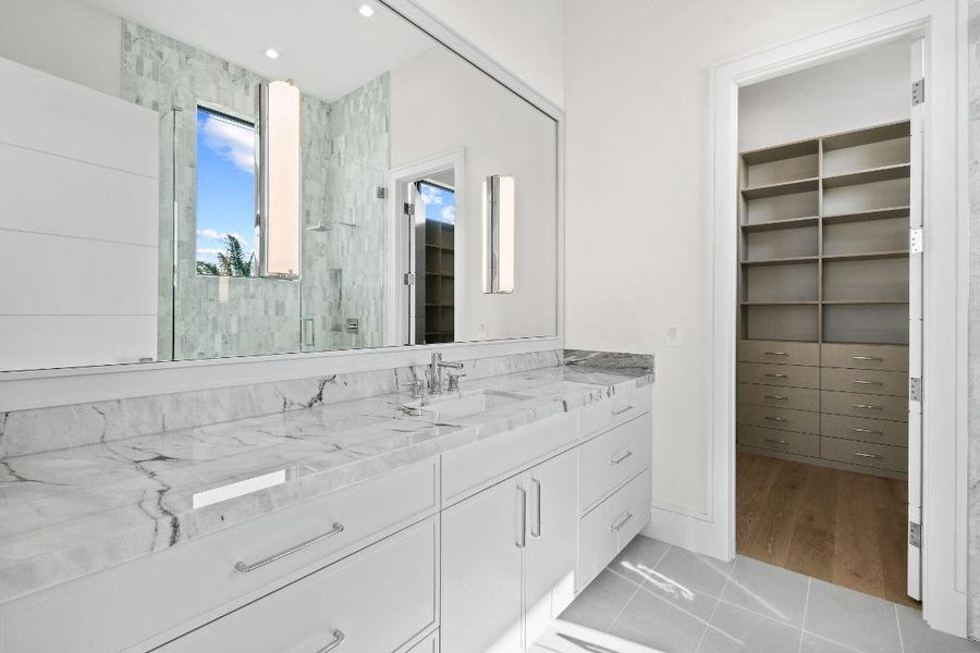 2085VitexLn(82) 2085VitexLn(82)