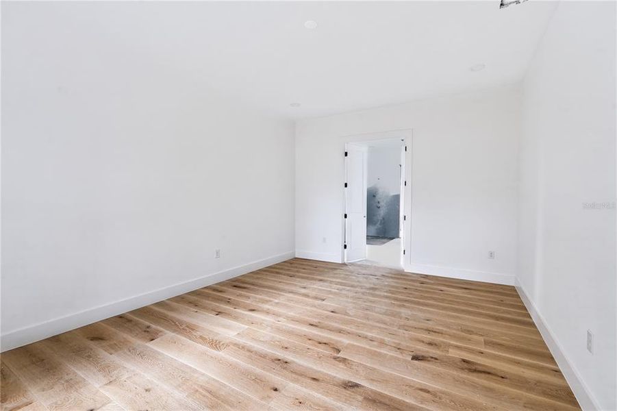 Spacious, unfurnished interior of a new home in , Gotha (Image 11). Spacious, unfurnished interior of a new home in , Gotha (Image 11).