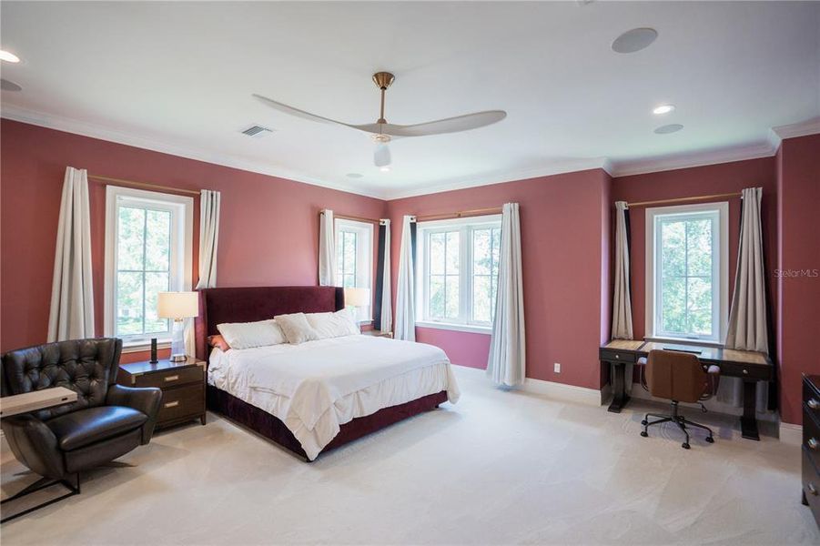 Furnished interior view inside a new home in , Tampa (Image 41).