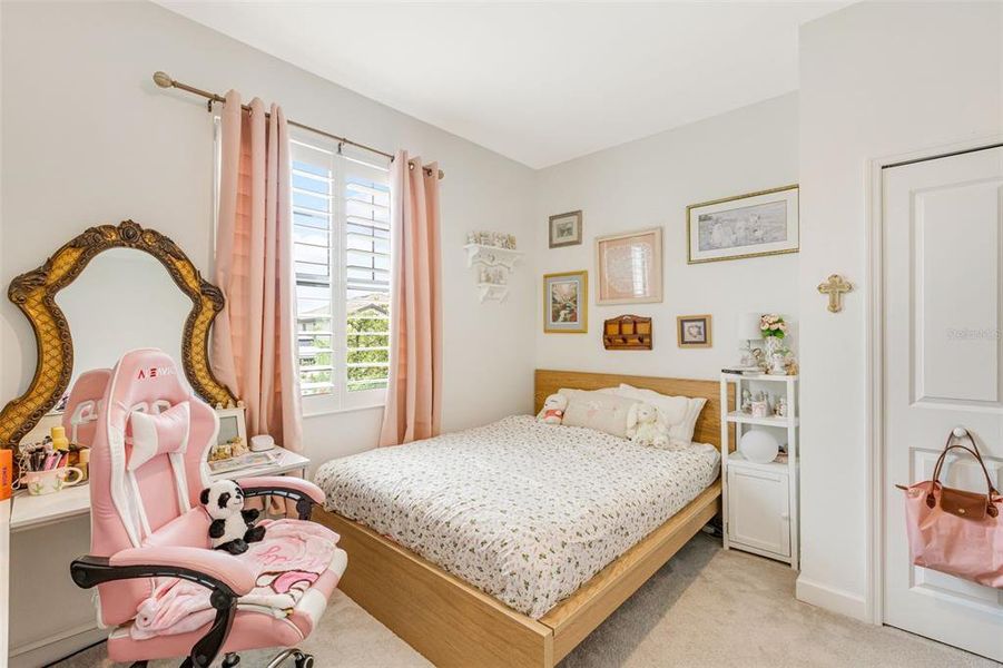 Furnished interior view inside a new home in , Bradenton (Image 18).