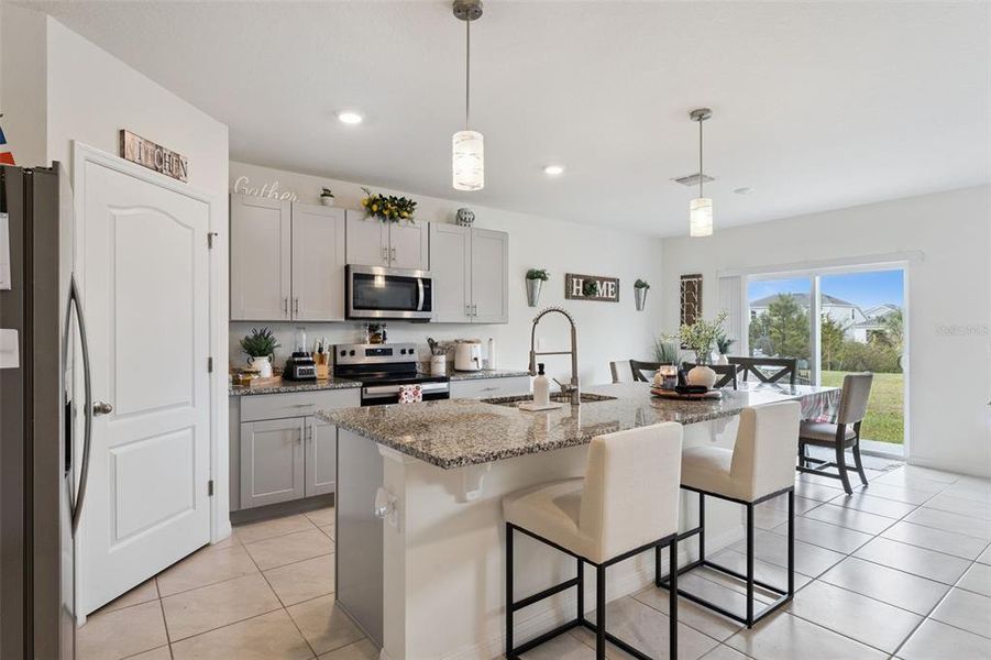 Furnished interior view inside a new home in Kindred, Kissimmee (Image 8).