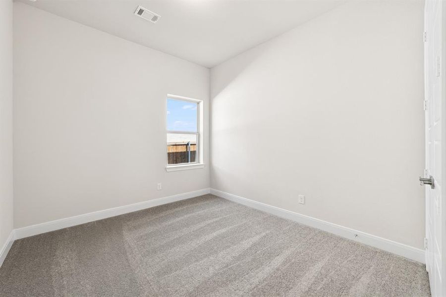 Spacious, unfurnished interior of a new home in Sandbrock Ranch, Aubrey (Image 31). Spacious, unfurnished interior of a new home in Sandbrock Ranch, Aubrey (Image 31).