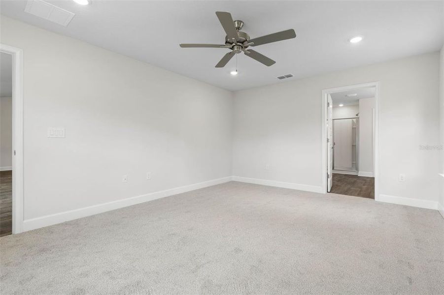 Spacious, unfurnished interior of a new home in Palm Coast, Palm Coast (Image 15).